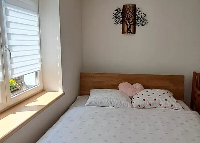 Appartement 33 *